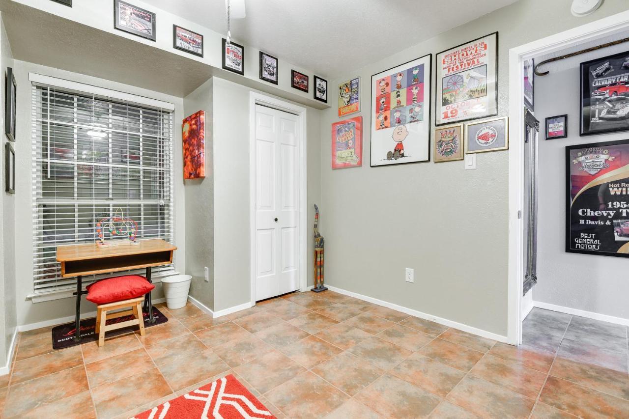 Arlington Home With Patio, Walk To Atandt Stadium! Exterior photo